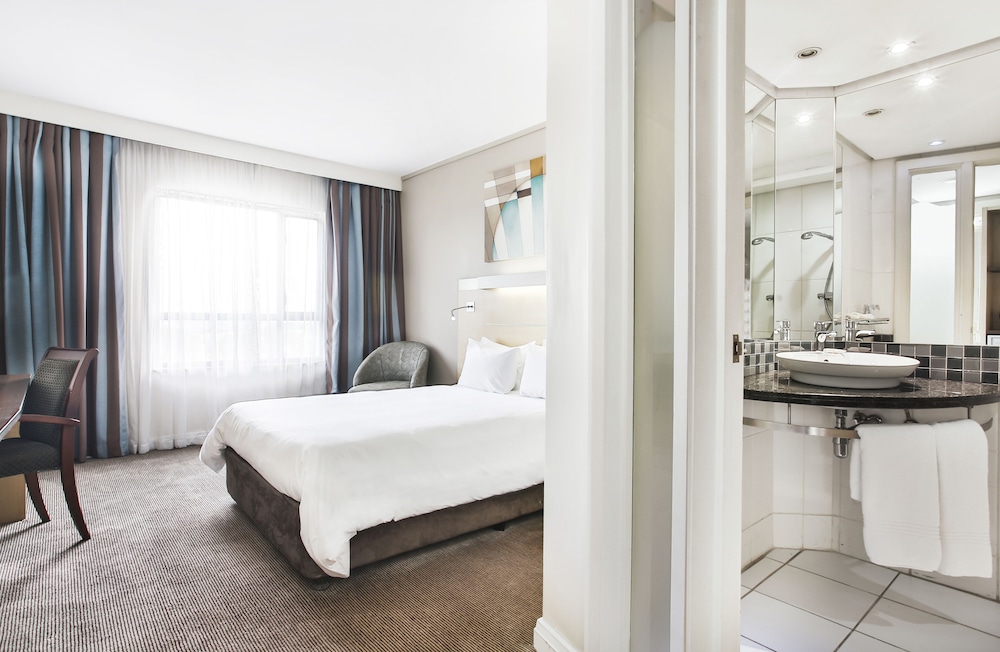 Holiday Inn Express Sandton-Woodmead 34/74