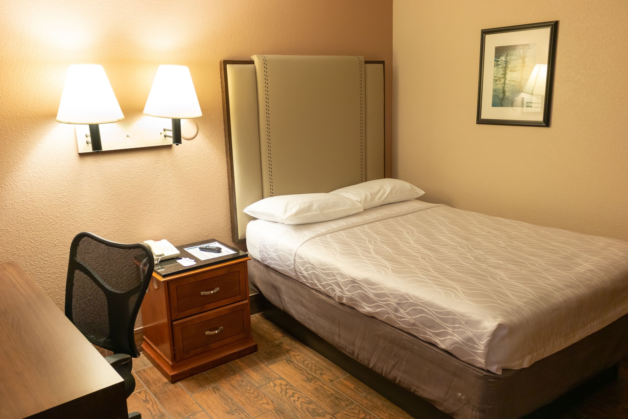 Senior, Double Bed, City View، Econo Lodge Inn & Suites Yuma 2/5