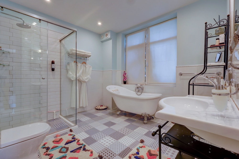 City Boutique Inn 49/50