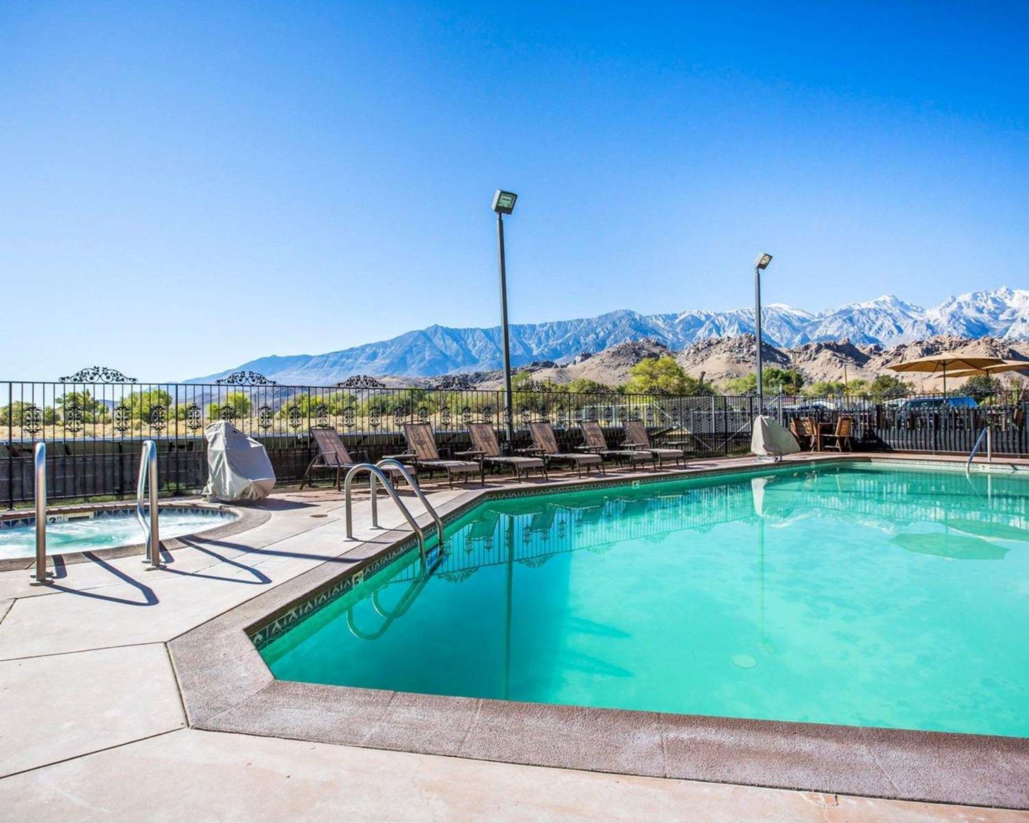 Quality Inn Lone Pine Near Mount Whitney 5/13