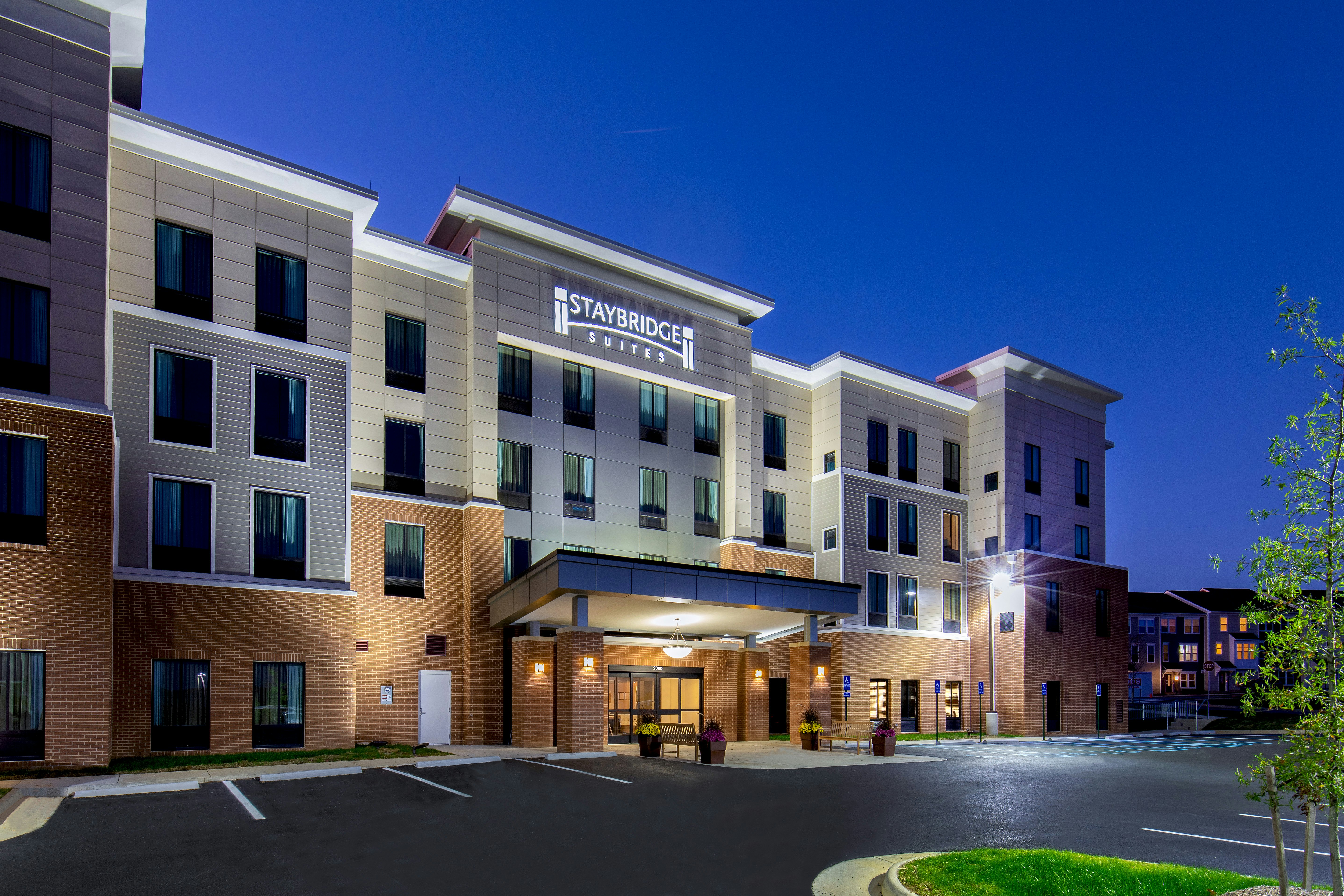 Staybridge Suites Charlottesville Airport 4/53