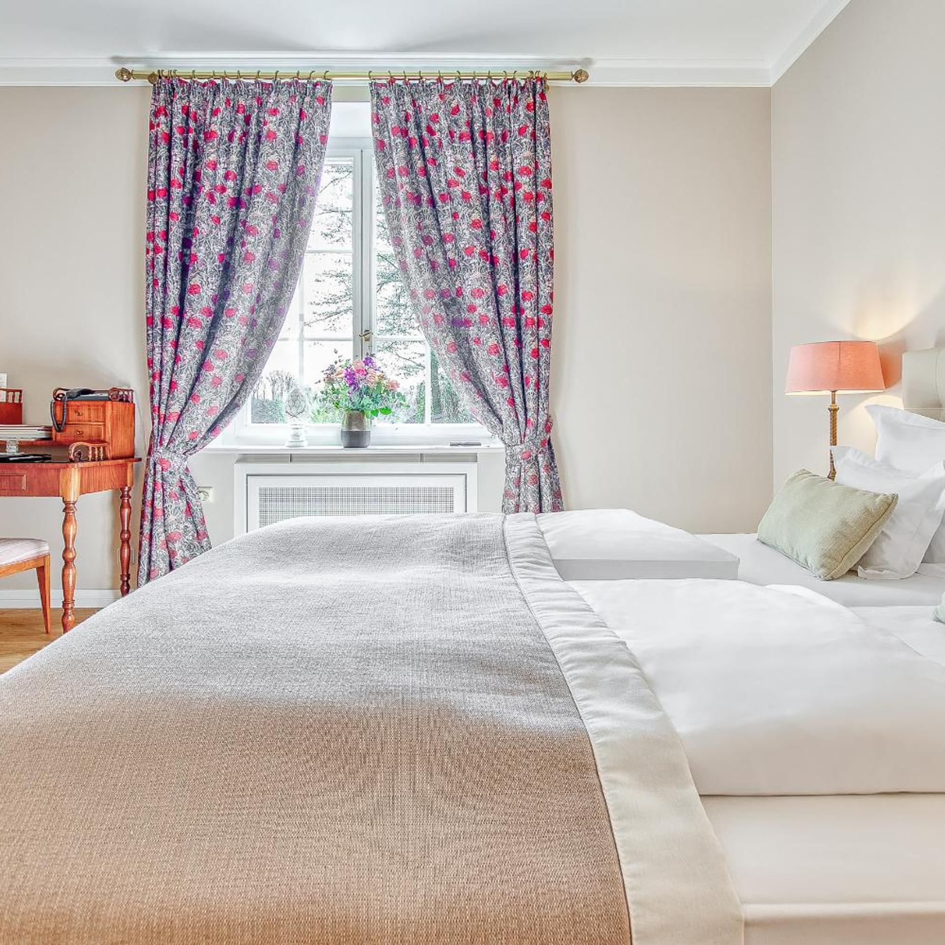 Tower, Comfort, Double Bed