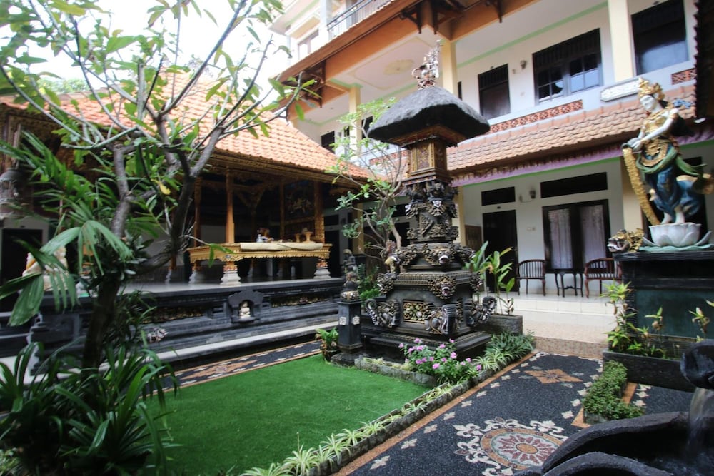 Pondok DenAyu Homestay 40/50