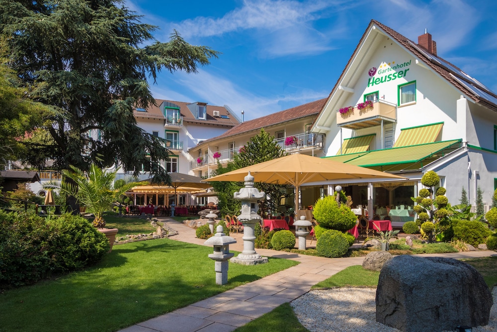 Gartenhotel Heusser 46/50