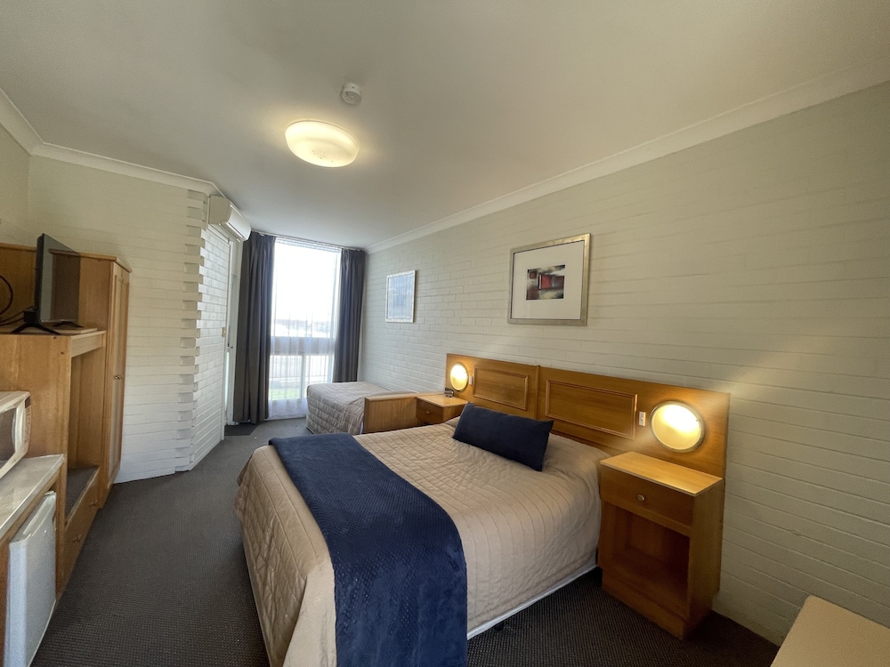 Goulburn Motor Inn 29/59
