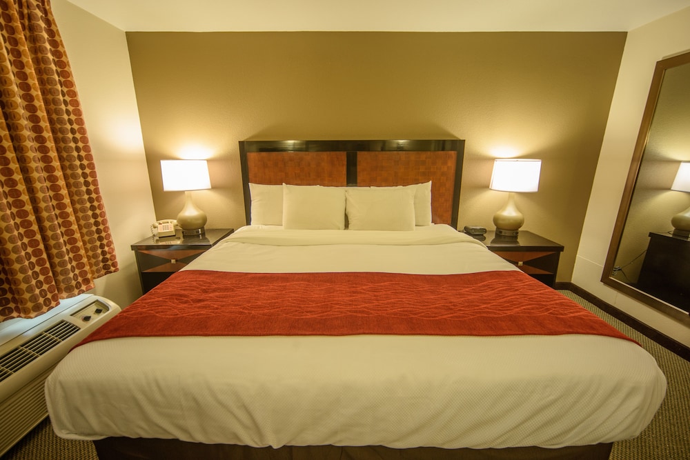 Richland Inn Lawrenceburg 19/46