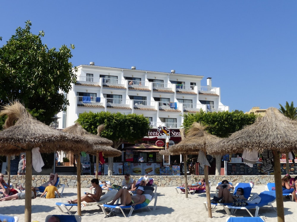 Balear Beach Apartments 20/21