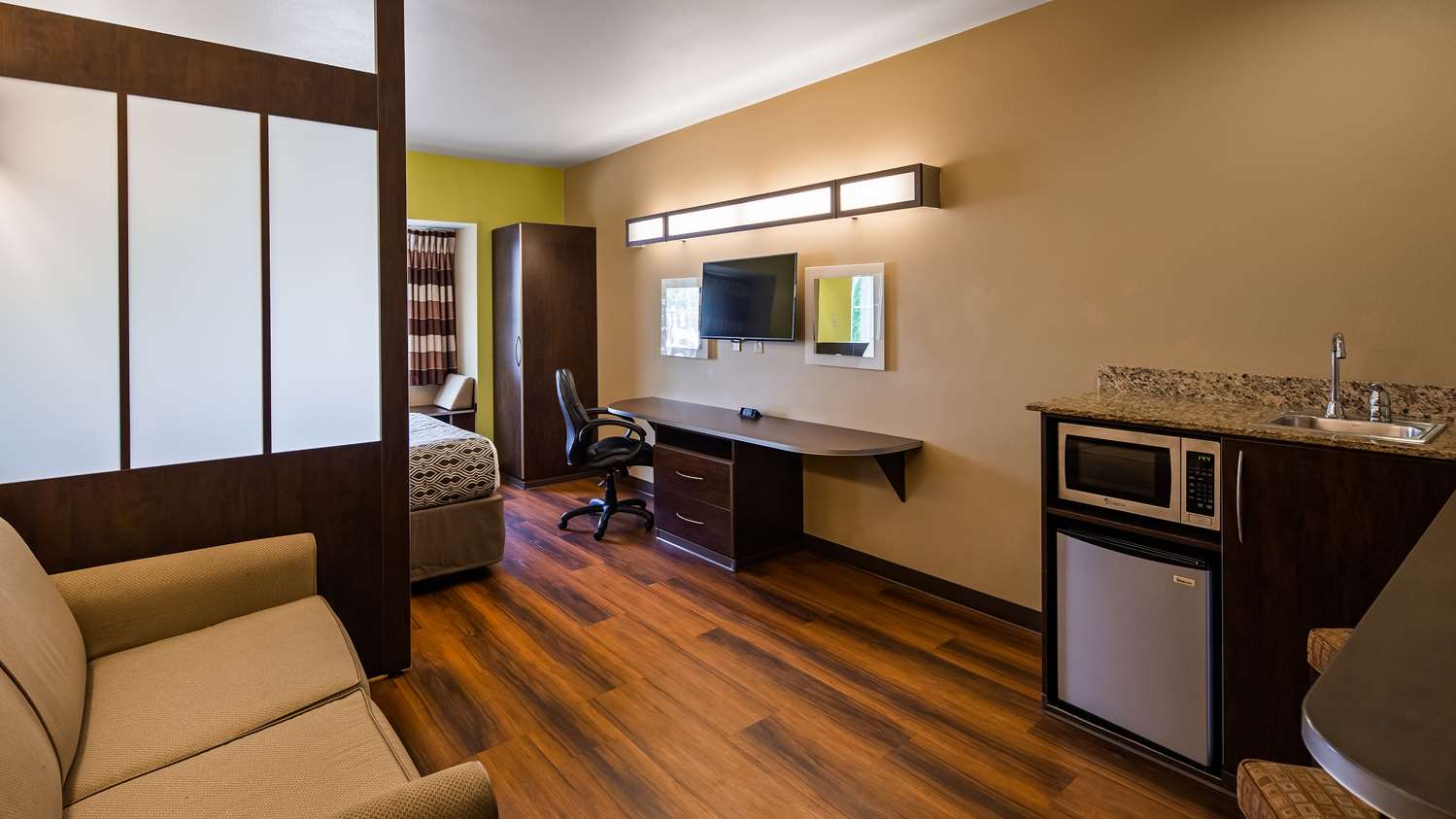 SureStay Plus Hotel by Best Western Buckhannon 13/26