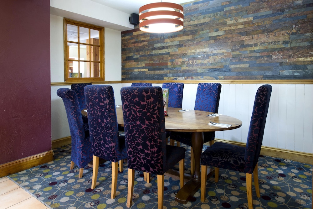 PREMIER INN BRISTOL SOUTH 33/41