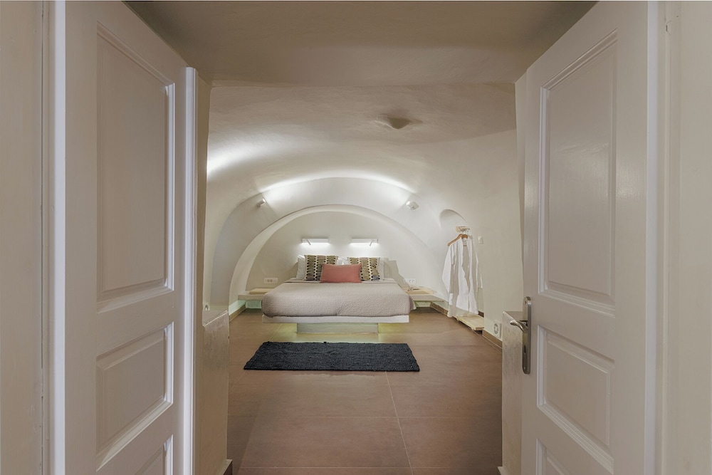 Blue Dolphins Apartments & Suites 8/49