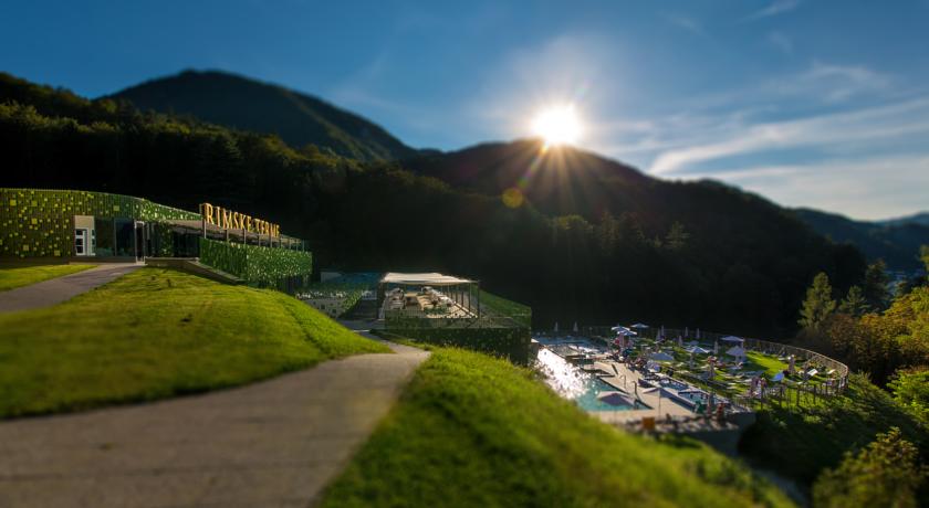 Zdraviliski Dvor Adults only +14 60/62