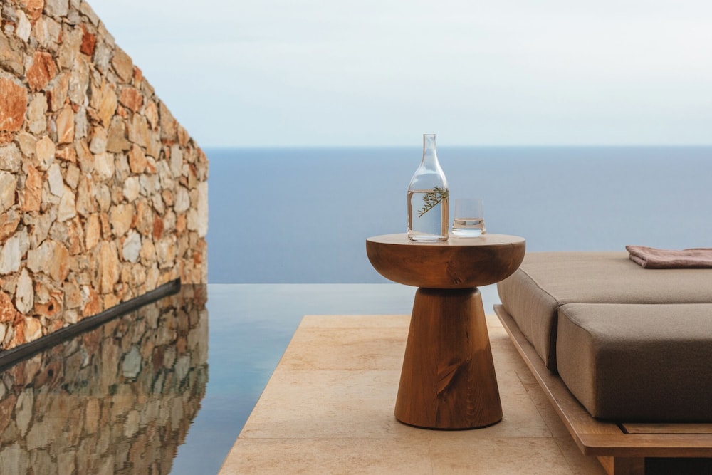 Gundari Folegandros 26/50