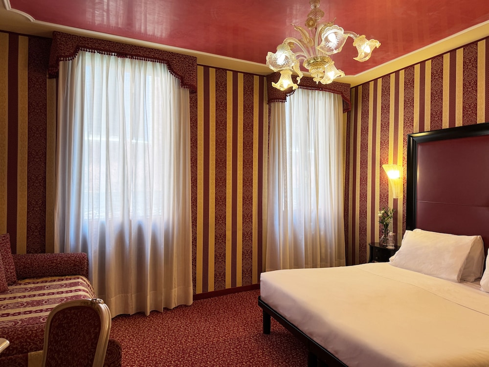Hotel Alcyone 23/63