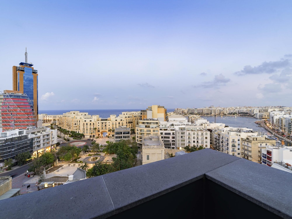 Mercure St. Julian s Malta 65/69