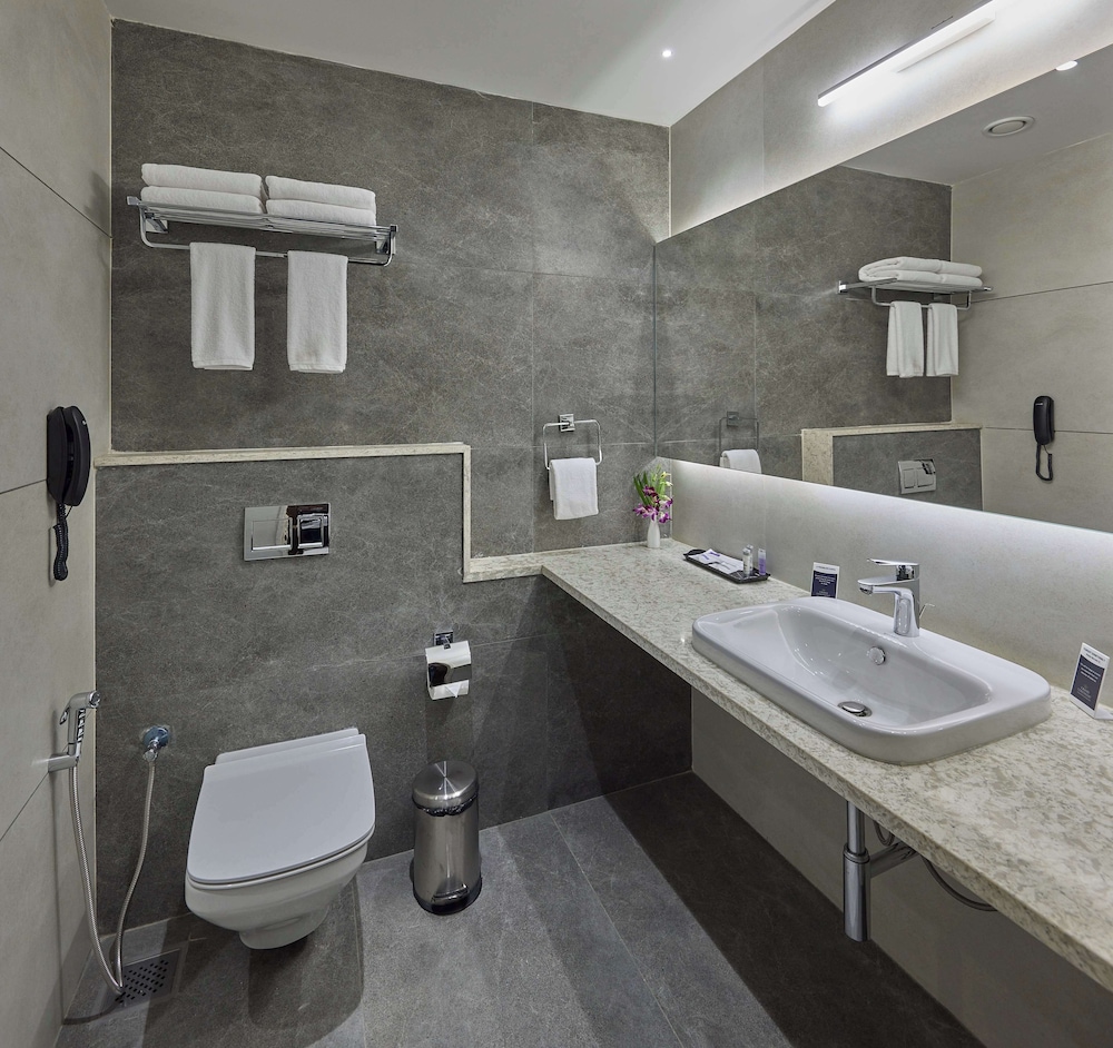 Grand Continent Hosur A Sarovar Portico Affiliate Hotel 46/47