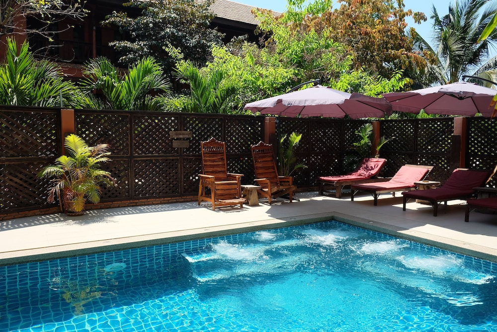 Rainforest Chiangmai Hotel 76/81