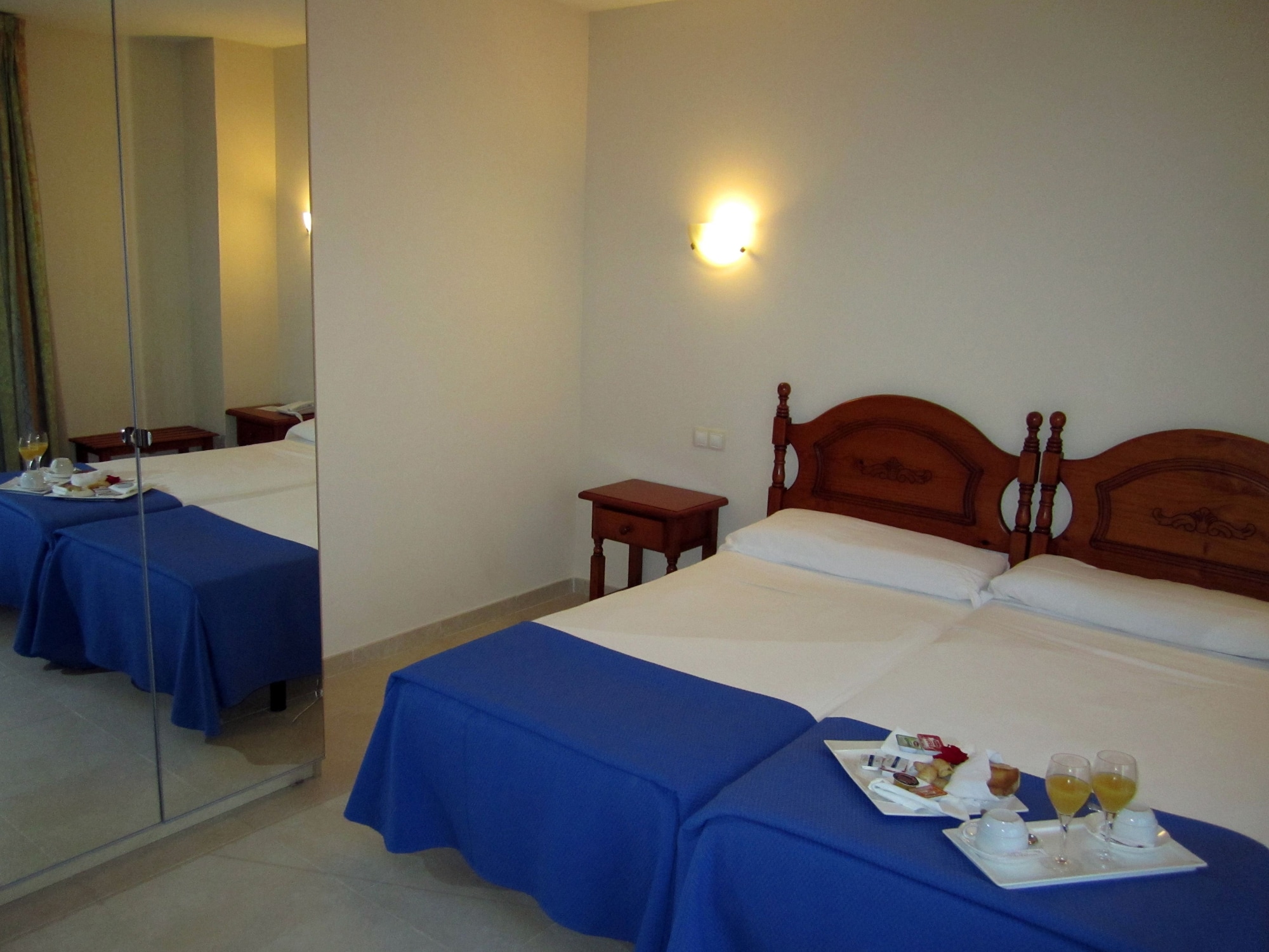 ROOM, DOUBLE BED, BALCONY