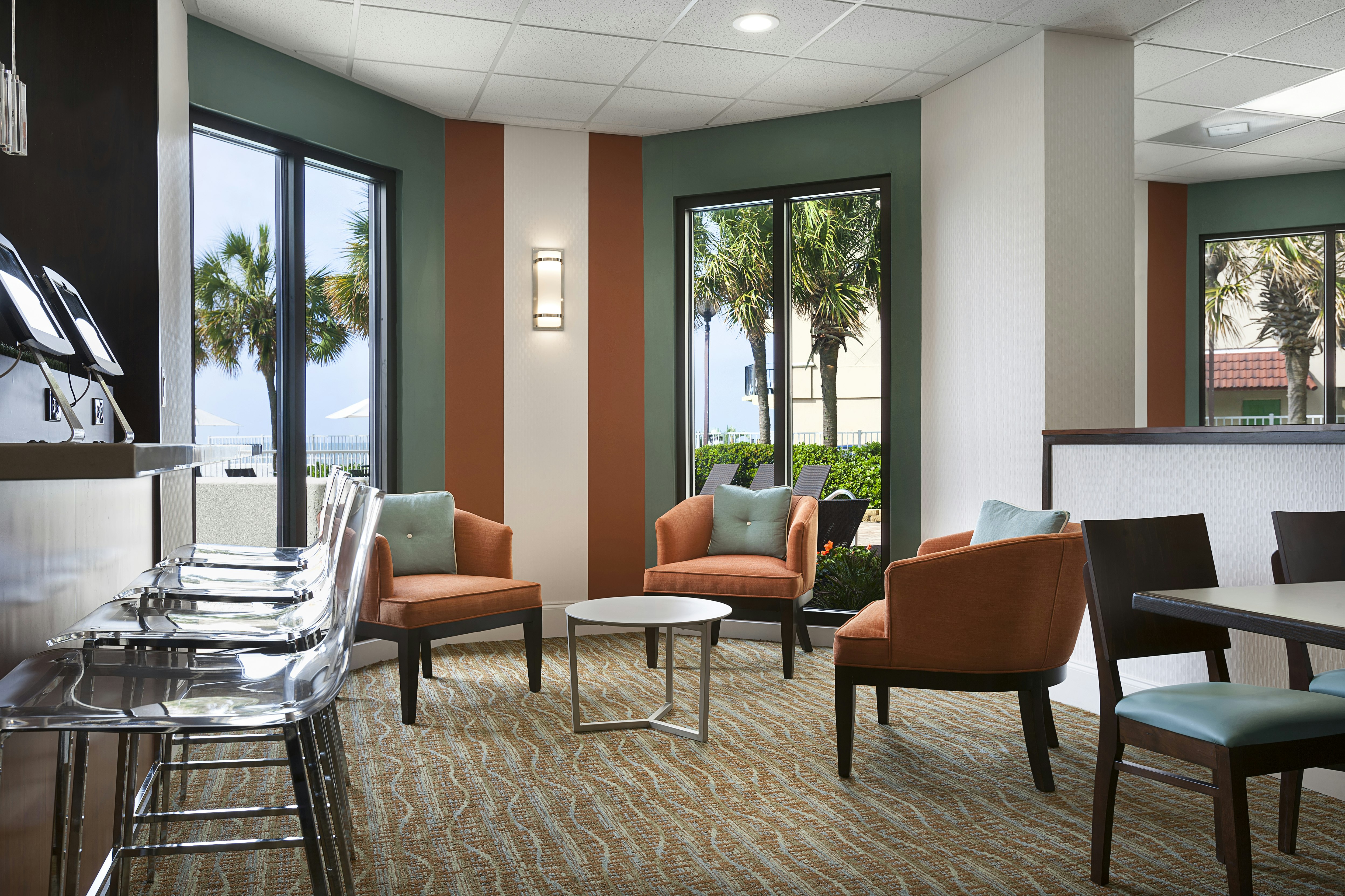 The Strand - A Boutique Resort (ex Breakers Boutique North Tower) 53/80