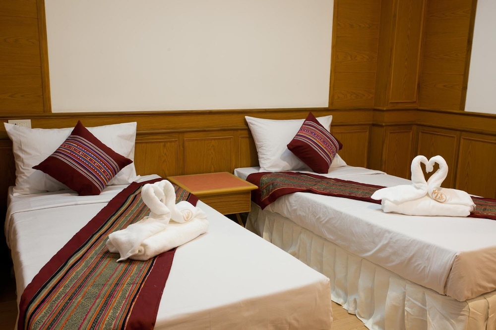 Zaza Hotel 12/49