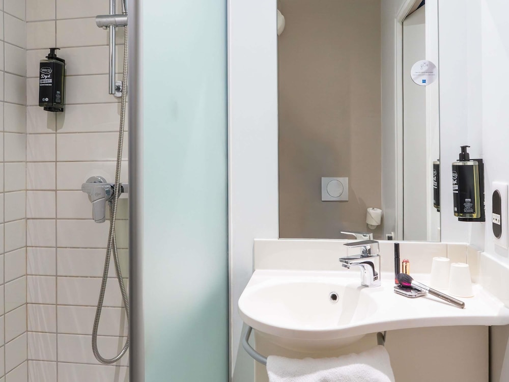 Ibis Budget Rouen Sud Zenith 46/49