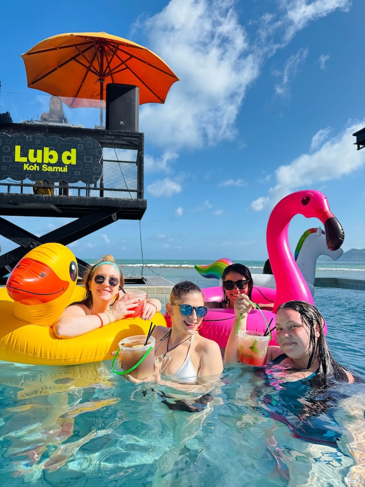 Lub D Koh Samui Chaweng Beach 63/75