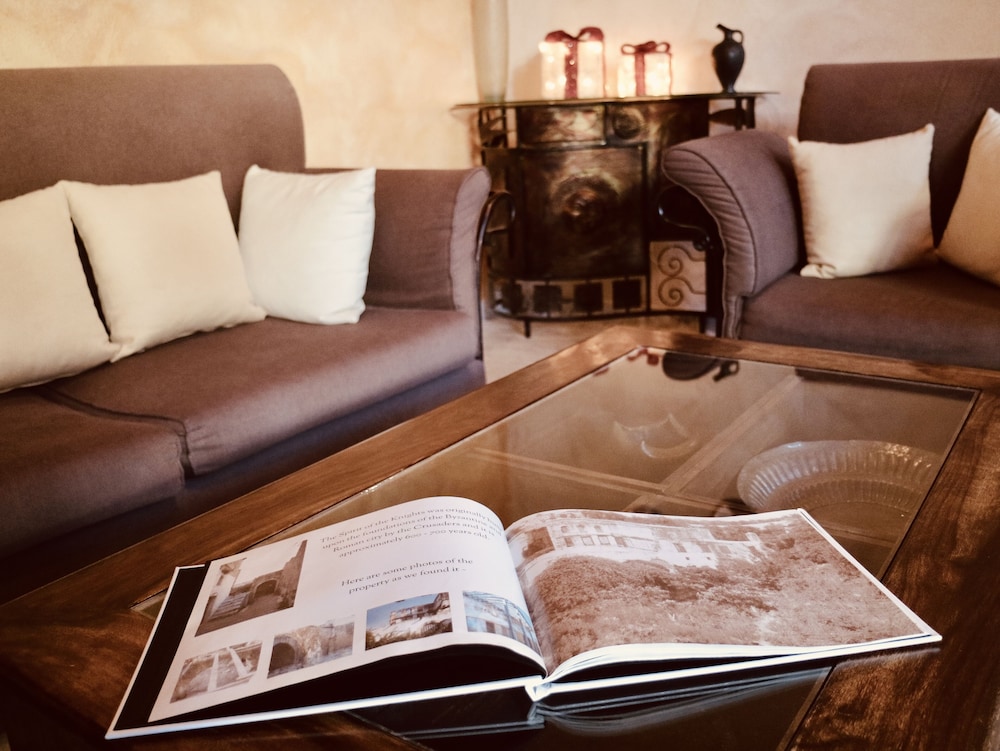 Spirit Of The Knights Boutique Hotel 43/76