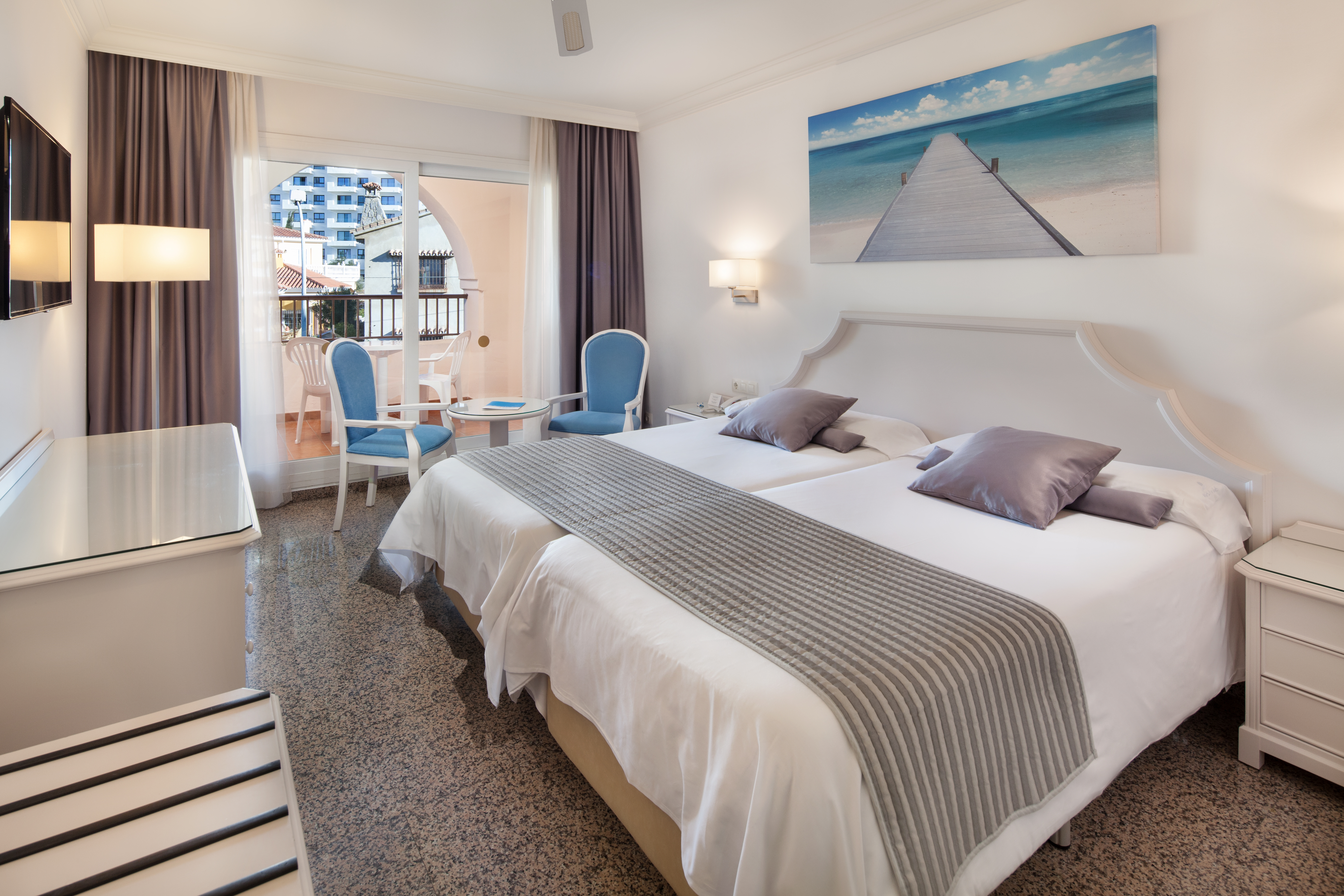 Room, Single, Double Bed