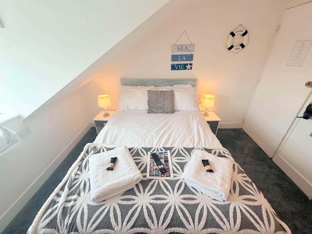 Bronze, Double Bed, Small