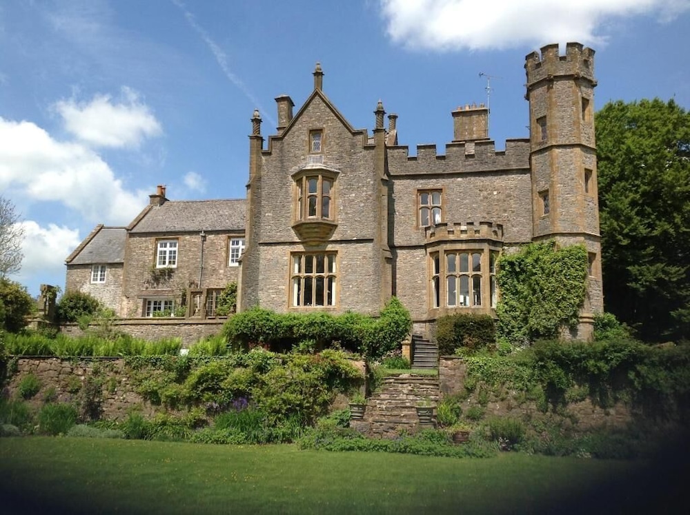 Greenham Hall B&B 24/25