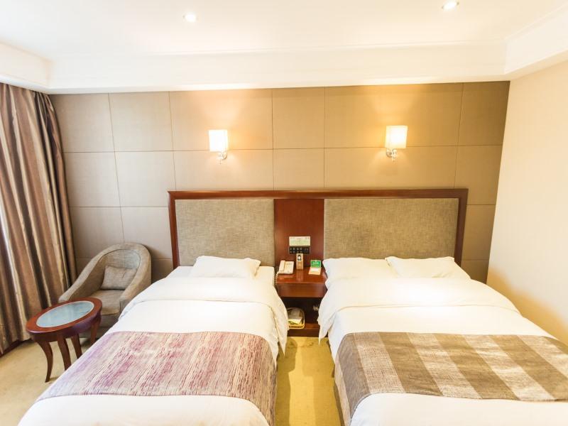 GreenTree Alliance Pudong New District Disneyland North Gate Hotel 24/42