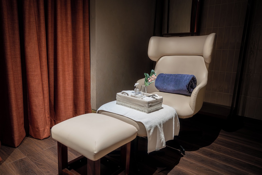 AUHotel - Zayed International Airport - Located in the TRANSIT AREA 28/42