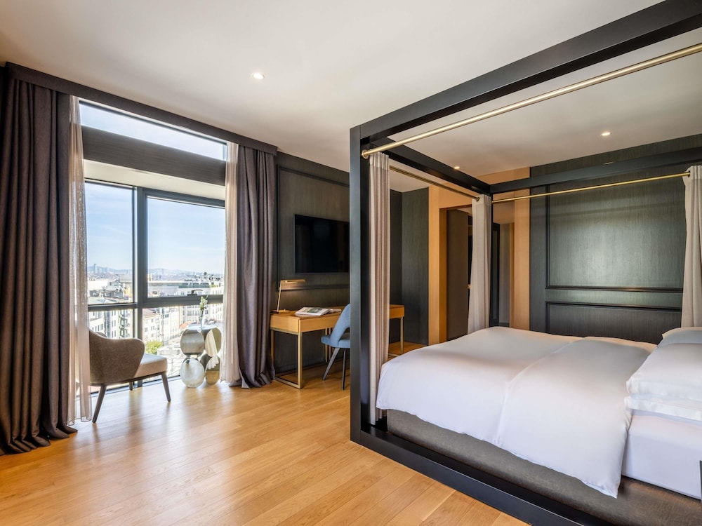 Sofitel Istanbul Taksim Hotel 15/67