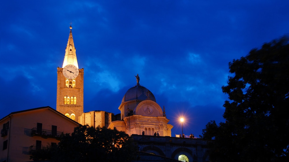 Hotel Cavalieri Pinerolo 24/27