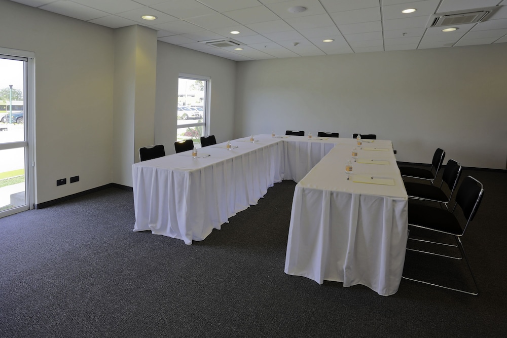 City Express by Marriott Irapuato Norte 45/60