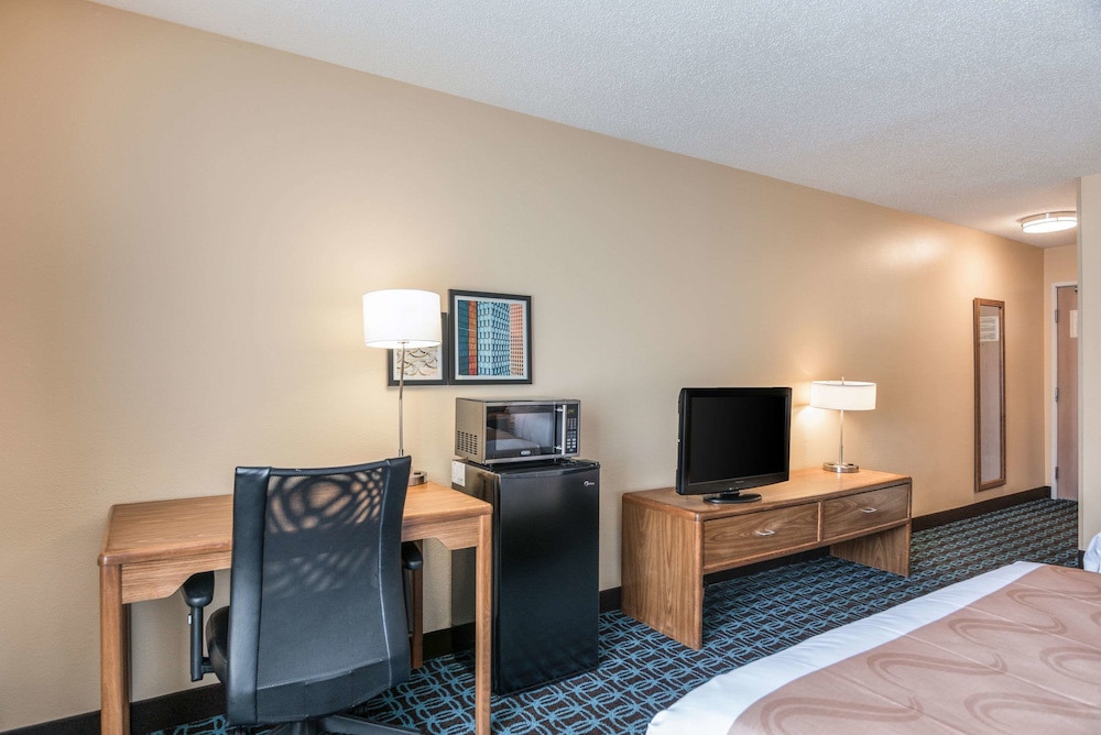 Quality Inn & Suites Bozeman 29/40