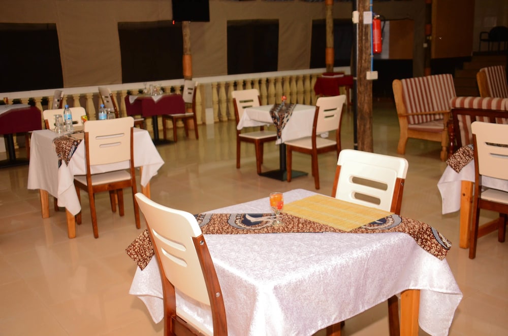 Mama Thea Homes - Hostel 30/45