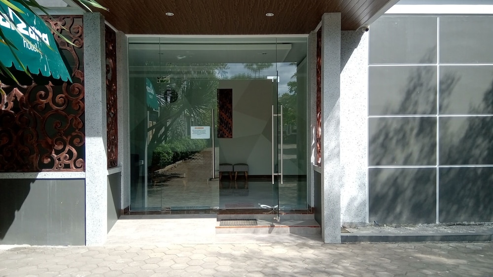 Alzara Hotel Syariah 7/38