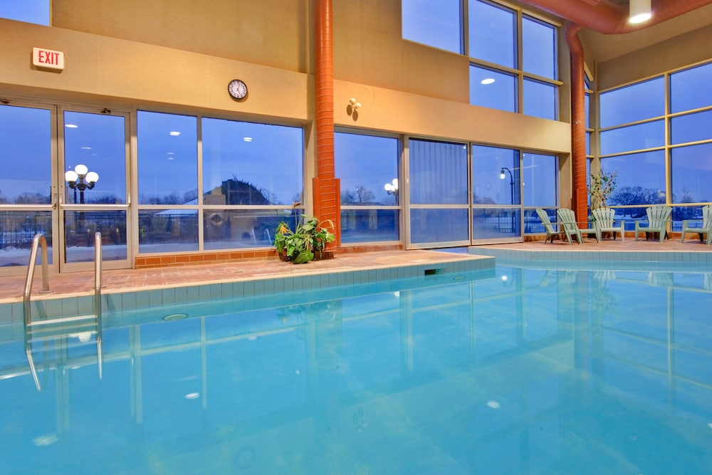Holiday Inn Peterborough Waterfront 36/70