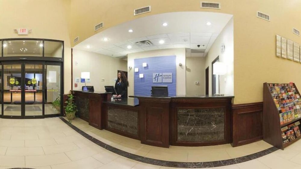 Holiday Inn Express Hotel & Suites Guthrie North Edmond 4/46