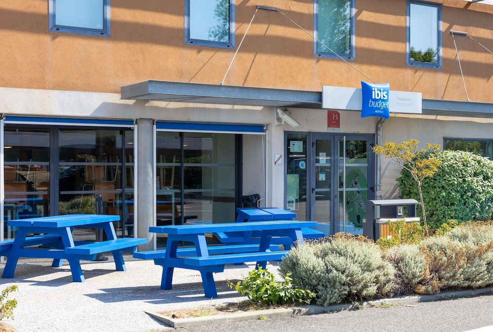 IBIS BUDGET TOULOUSE AEROPORT 8/67