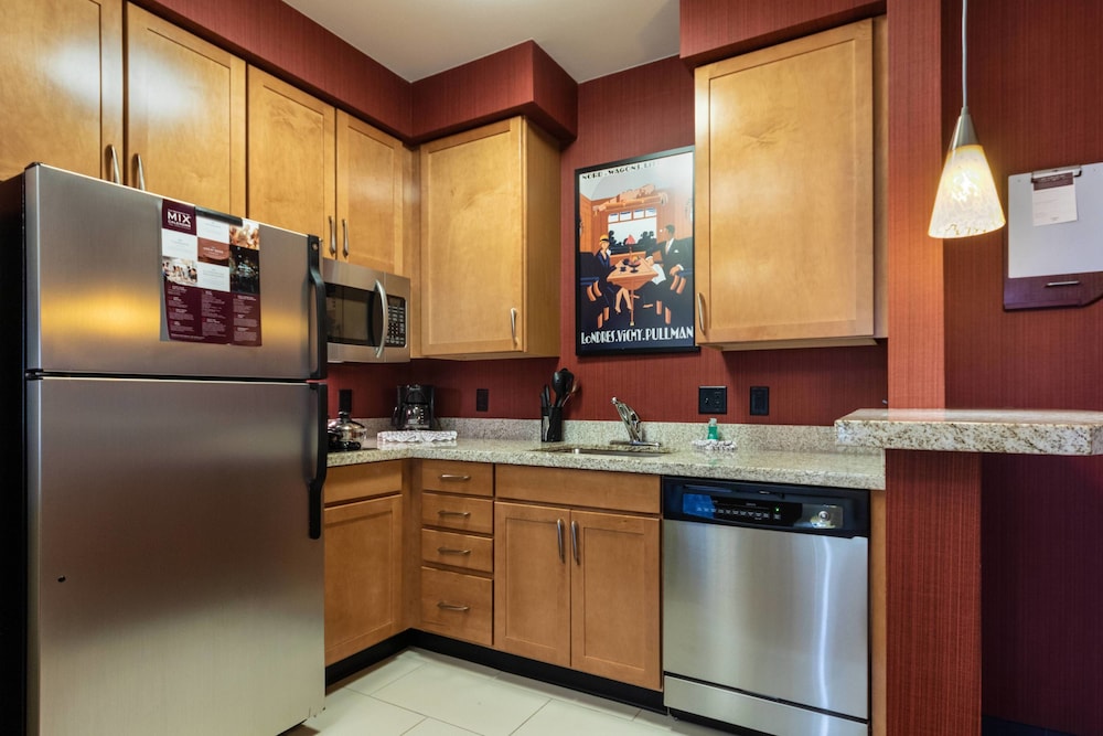 Residence Inn Dallas DFW Airport South/Irving 6/27