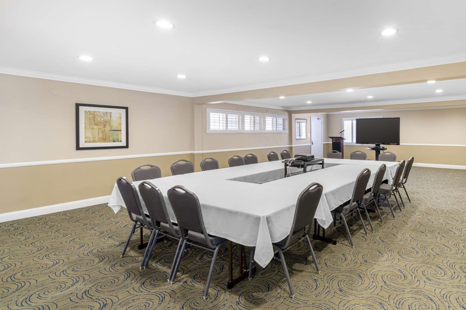Best Western Oxnard Inn 38/48