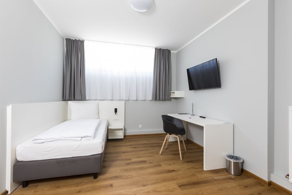 Mk Hotel Eschborn 18/50