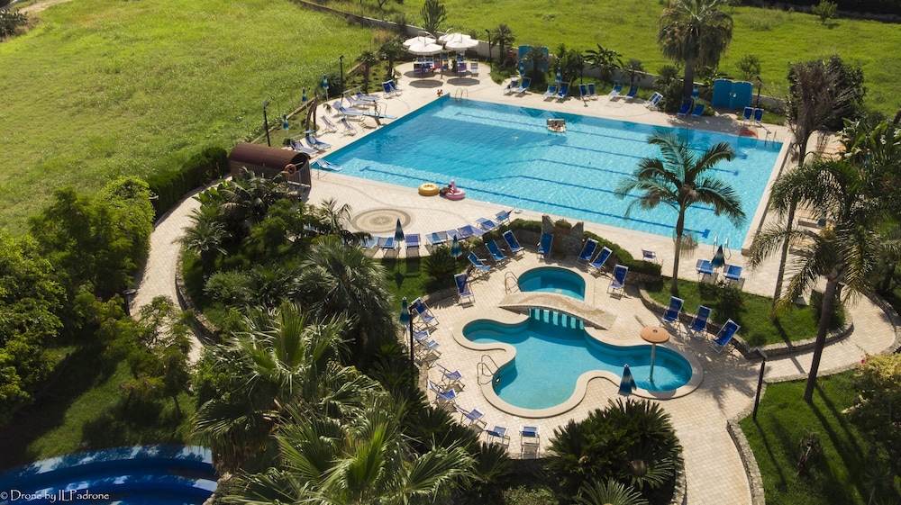 Hotel Calabrisella in RICADI