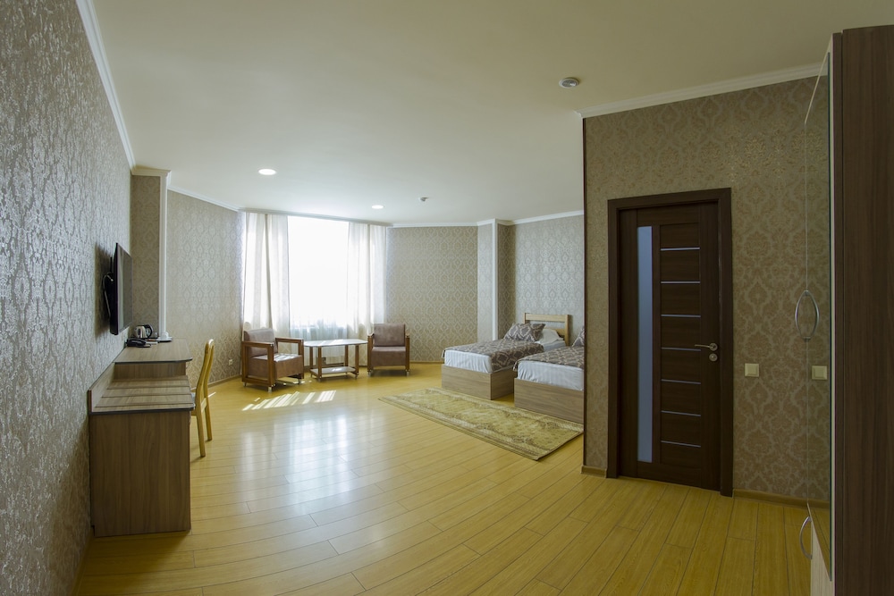 Inga Hotel Yerevan 25/50