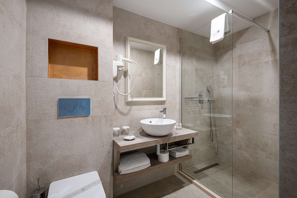 غرفة كلاسيكية مفردة بسرير مزدوج، Hotel Cavtat 7/8