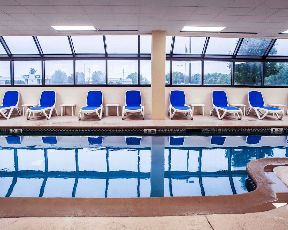 Comfort Inn & Suites Watertown - 1000 Islands 47/54