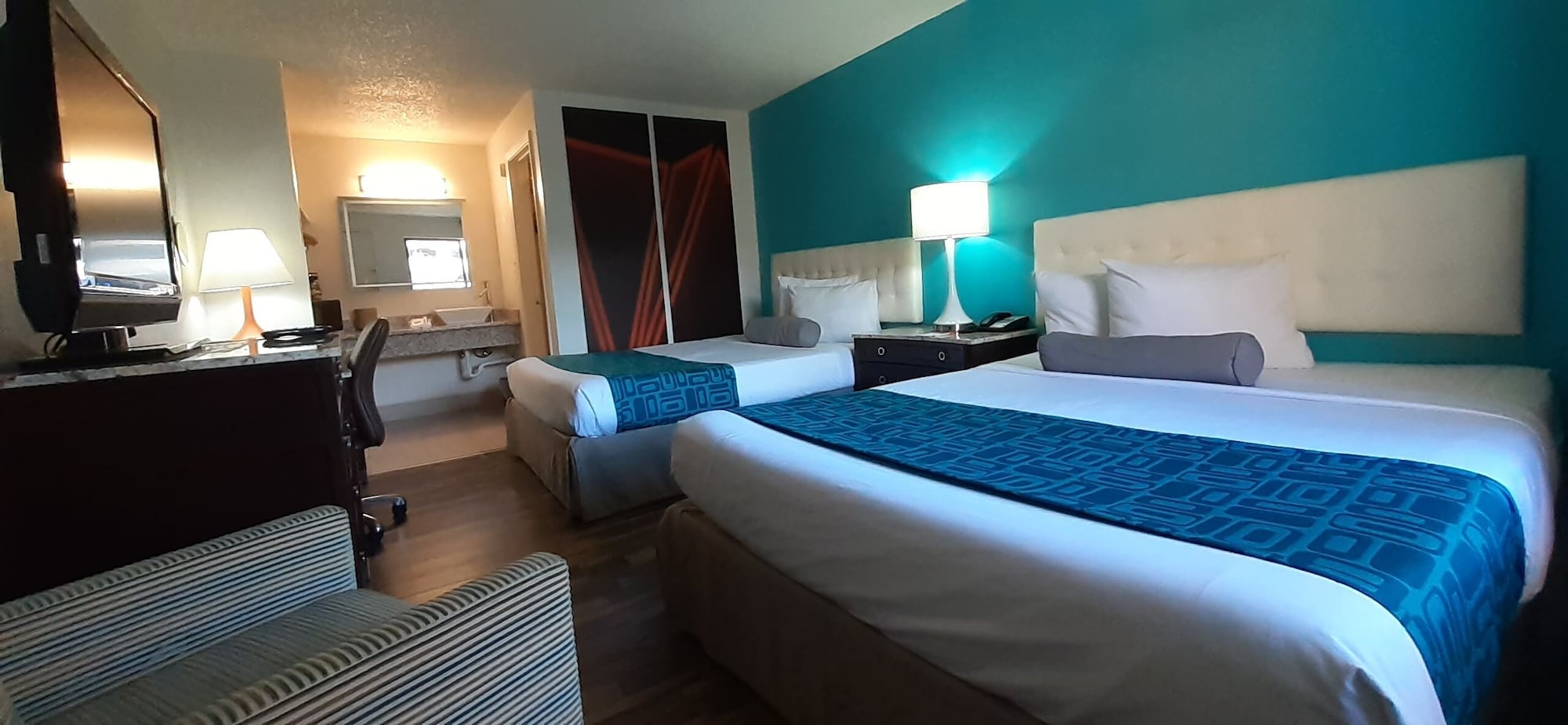 Room, 2 Queen Beds