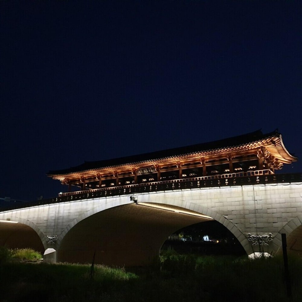Hanok Hyeyum 3/50