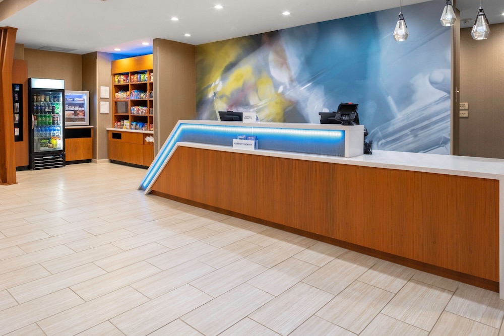 SpringHill Suites Kansas City Airport 3/33